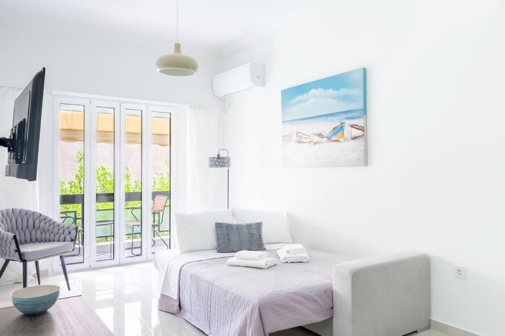Alimos Sun-Filled Apartment Athens Exterior photo