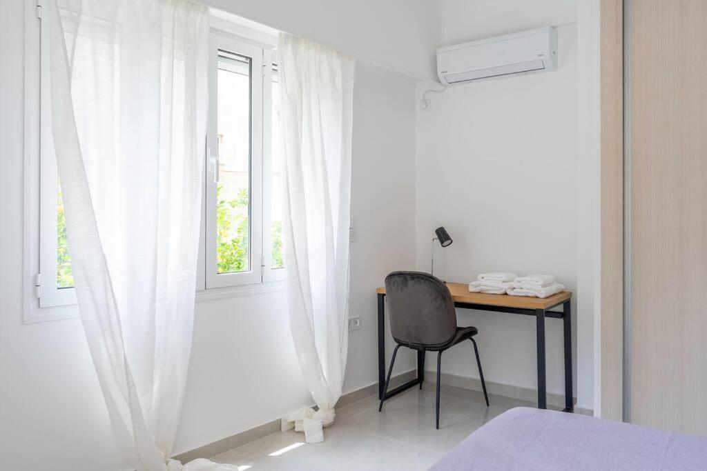 Alimos Sun-Filled Apartment Athens Exterior photo